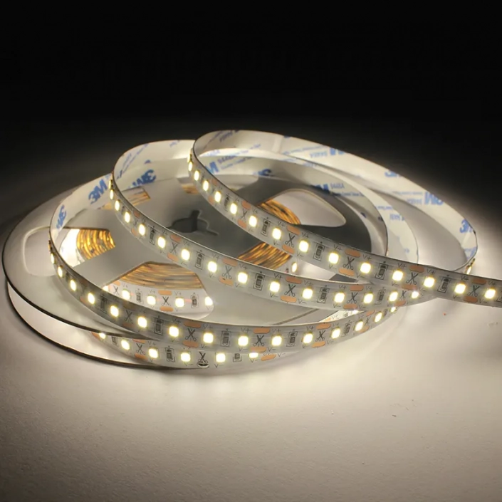 Fleksibel LED-strip, der kan skæres ud