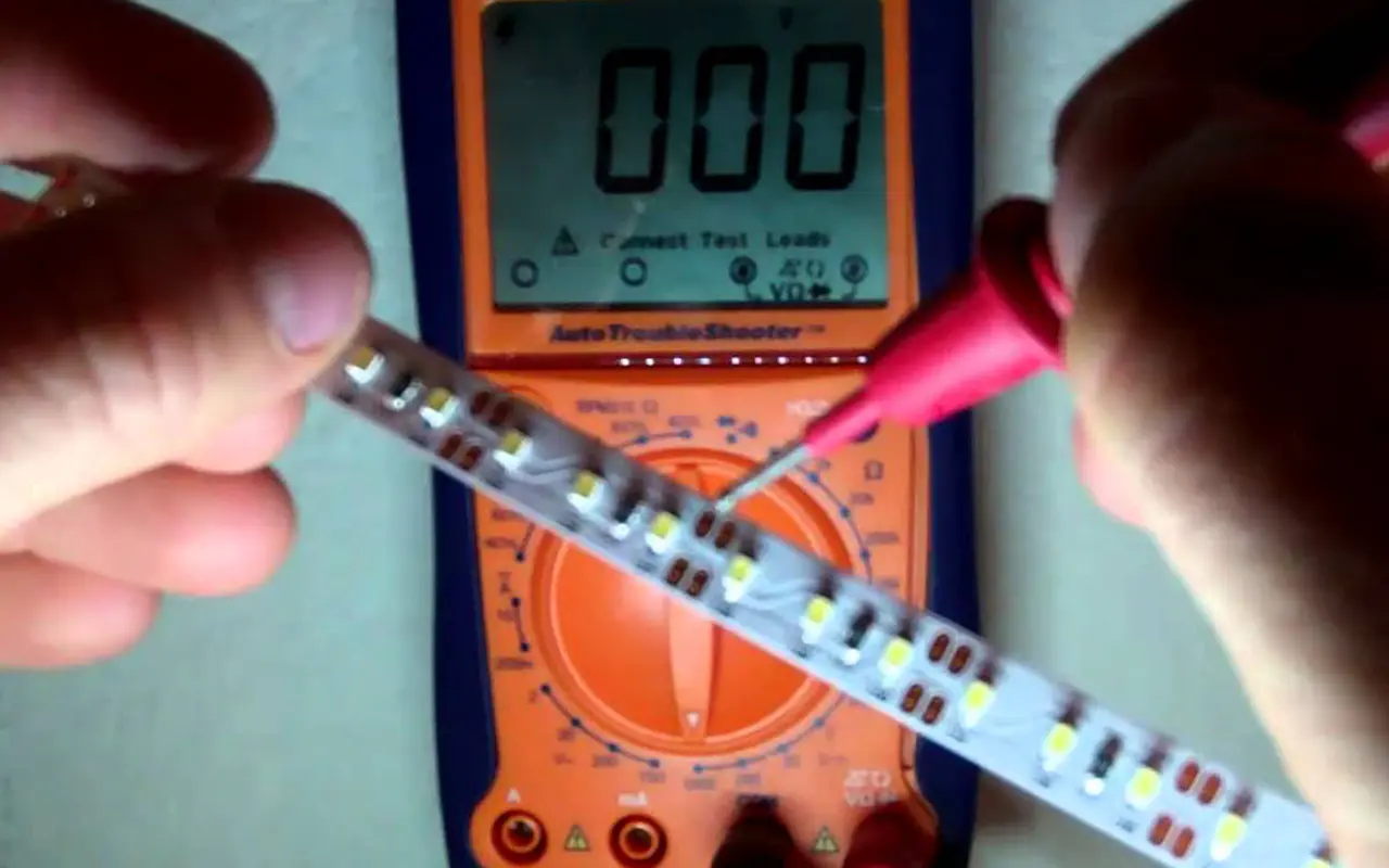 Test LED-strip med multimeter