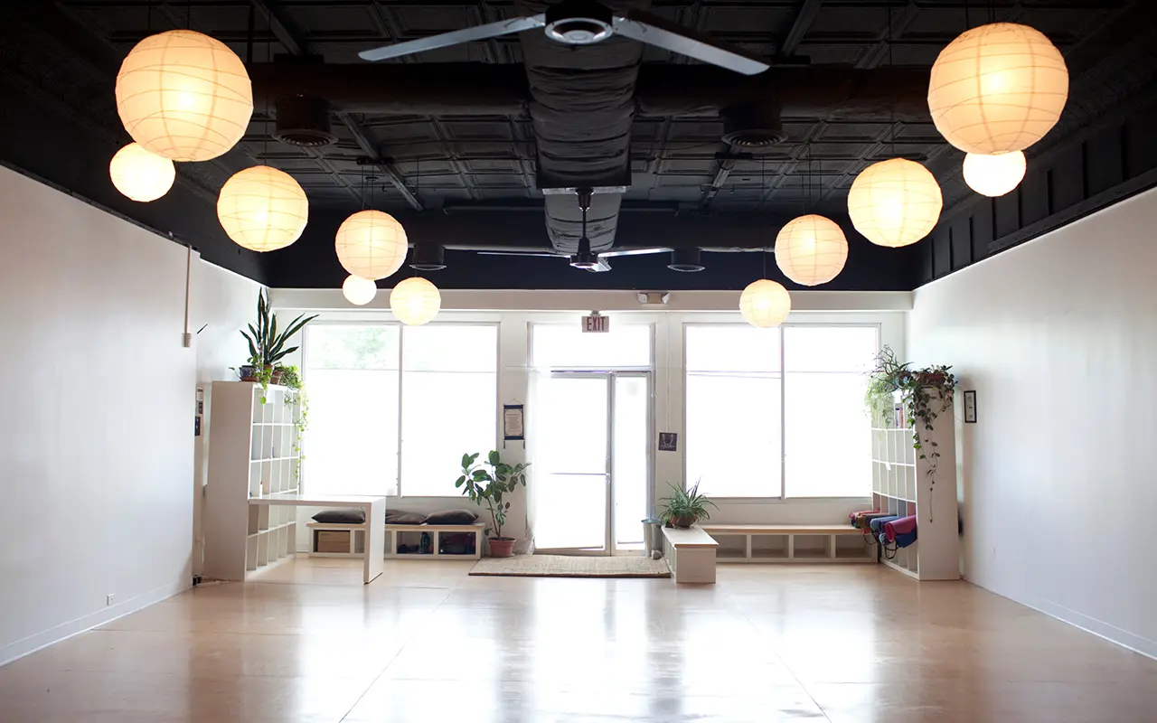 overhead lighting for yoga