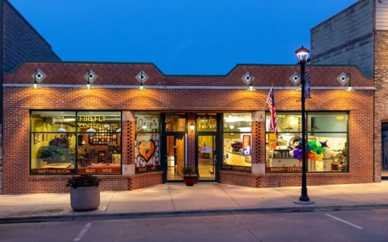 Entrance and Exterior