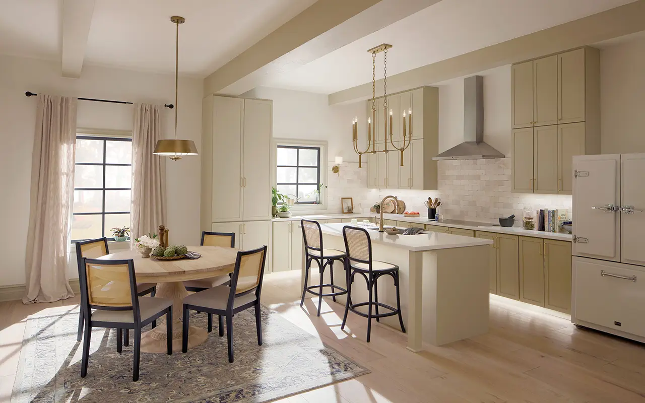1.Kitchen Lighting-Statement Lighting to Make an Impact