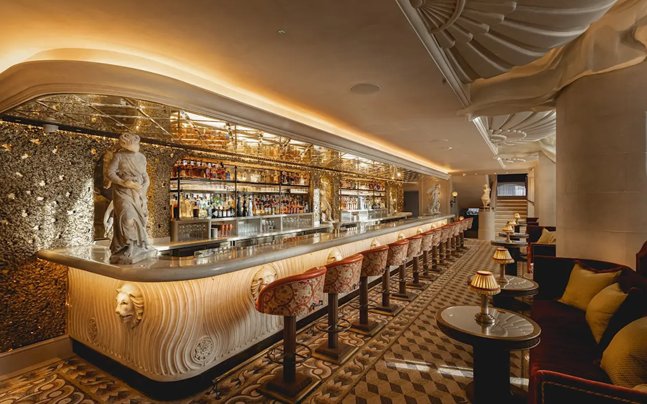 27. Restaurant Service Area Lighting