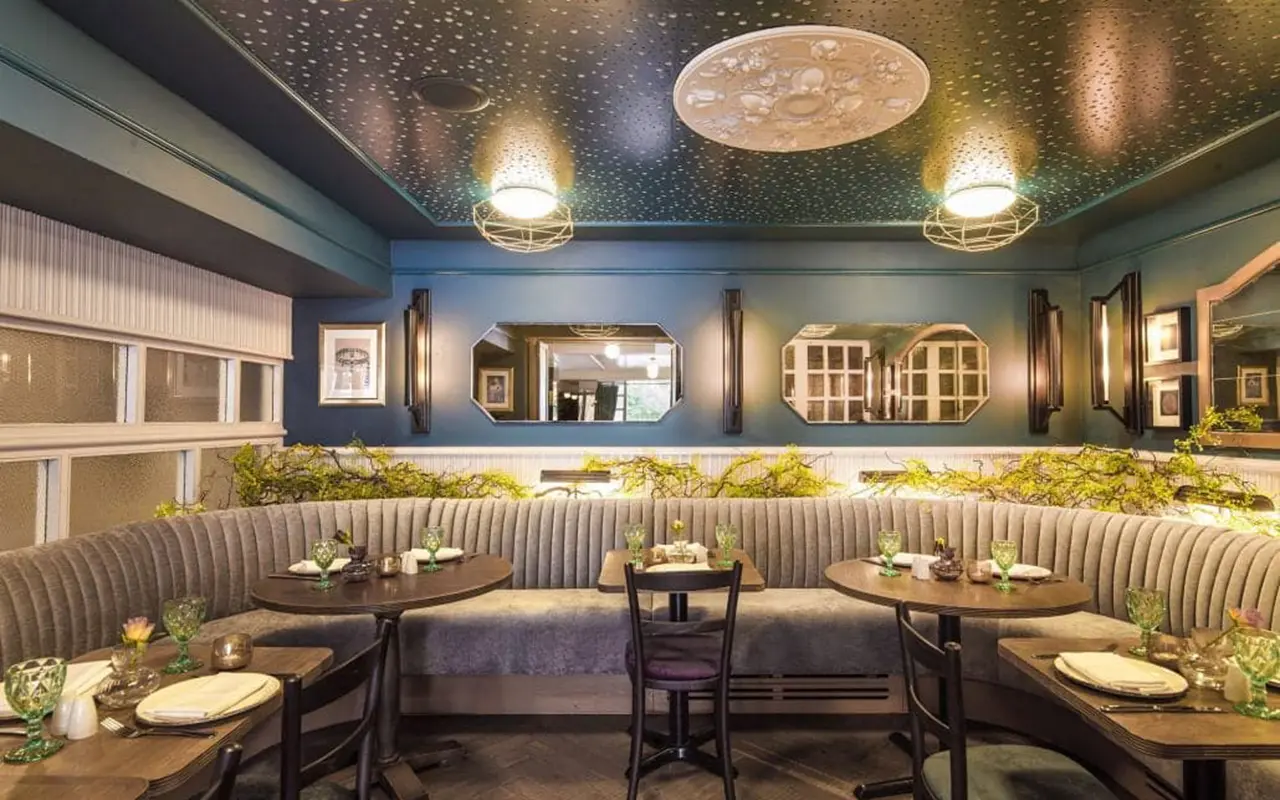 Types of Restaurant Lighting