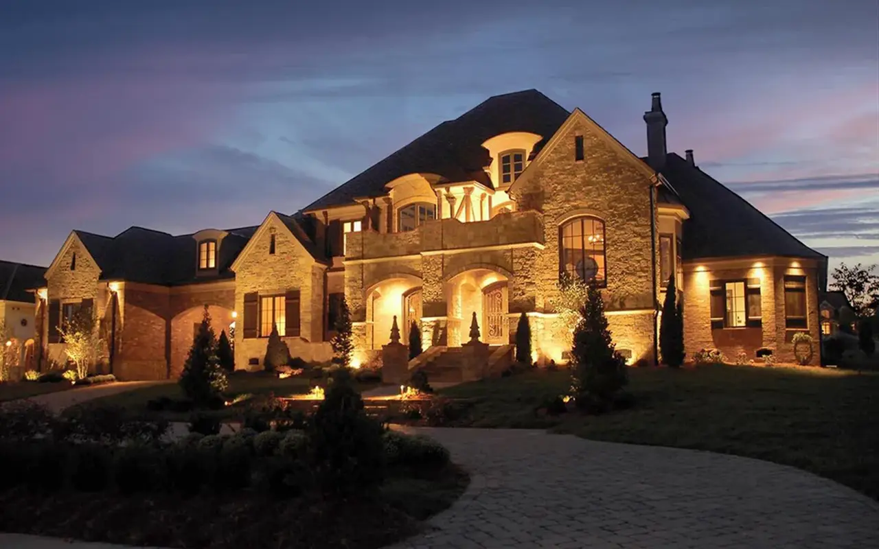 Uplighting vs. Downlighting voor een tuin Vind de best passende oplossing